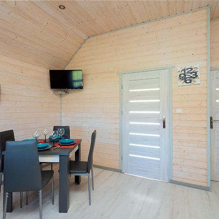 Domki Malibu Rusinowo  Ngoại thất bức ảnh