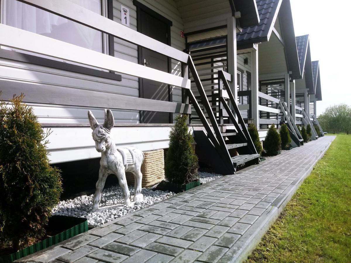 Domki Malibu Rusinowo  Ngoại thất bức ảnh