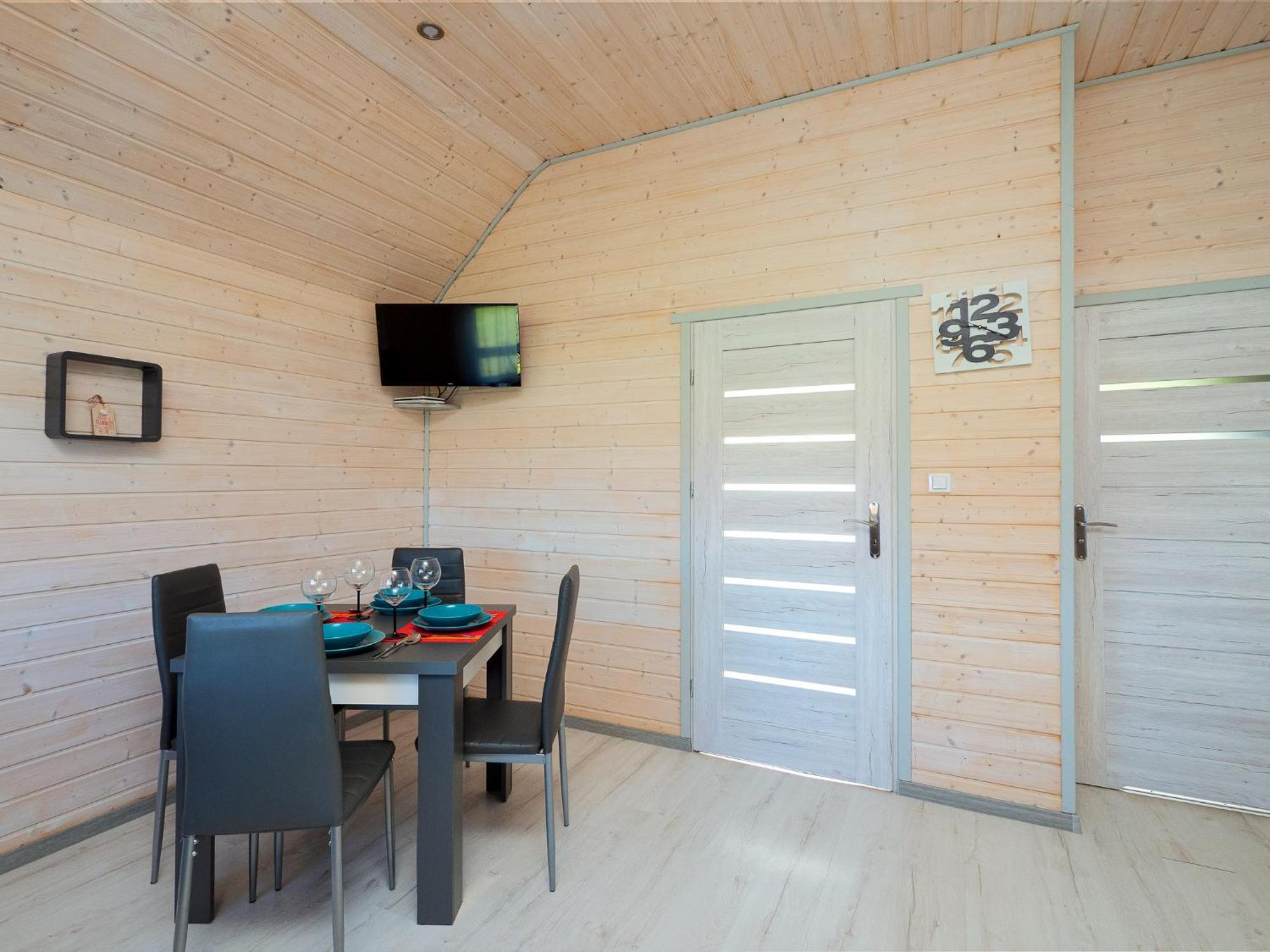 Domki Malibu Rusinowo  Ngoại thất bức ảnh
